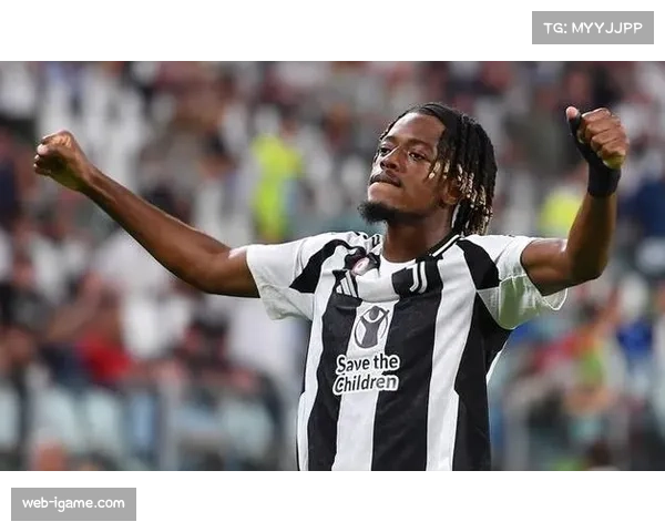 法乔利获8.2分全场最佳，科莫中场展现出色组织能力